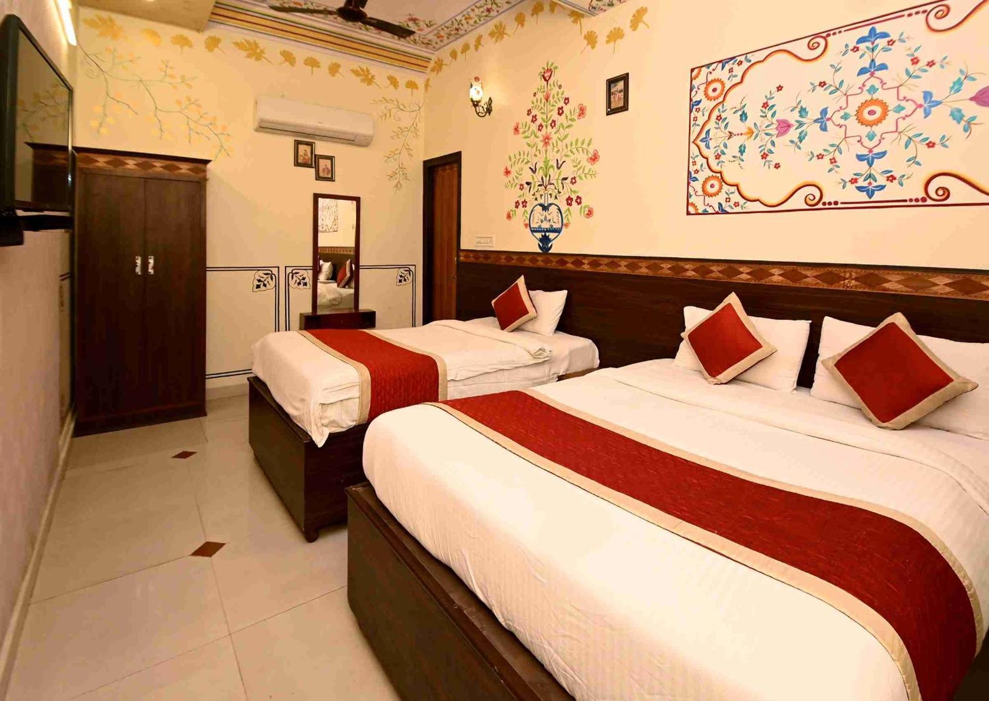 Virasat Mahal Heritage Hotel-Jaipur City Center Ngoại thất bức ảnh