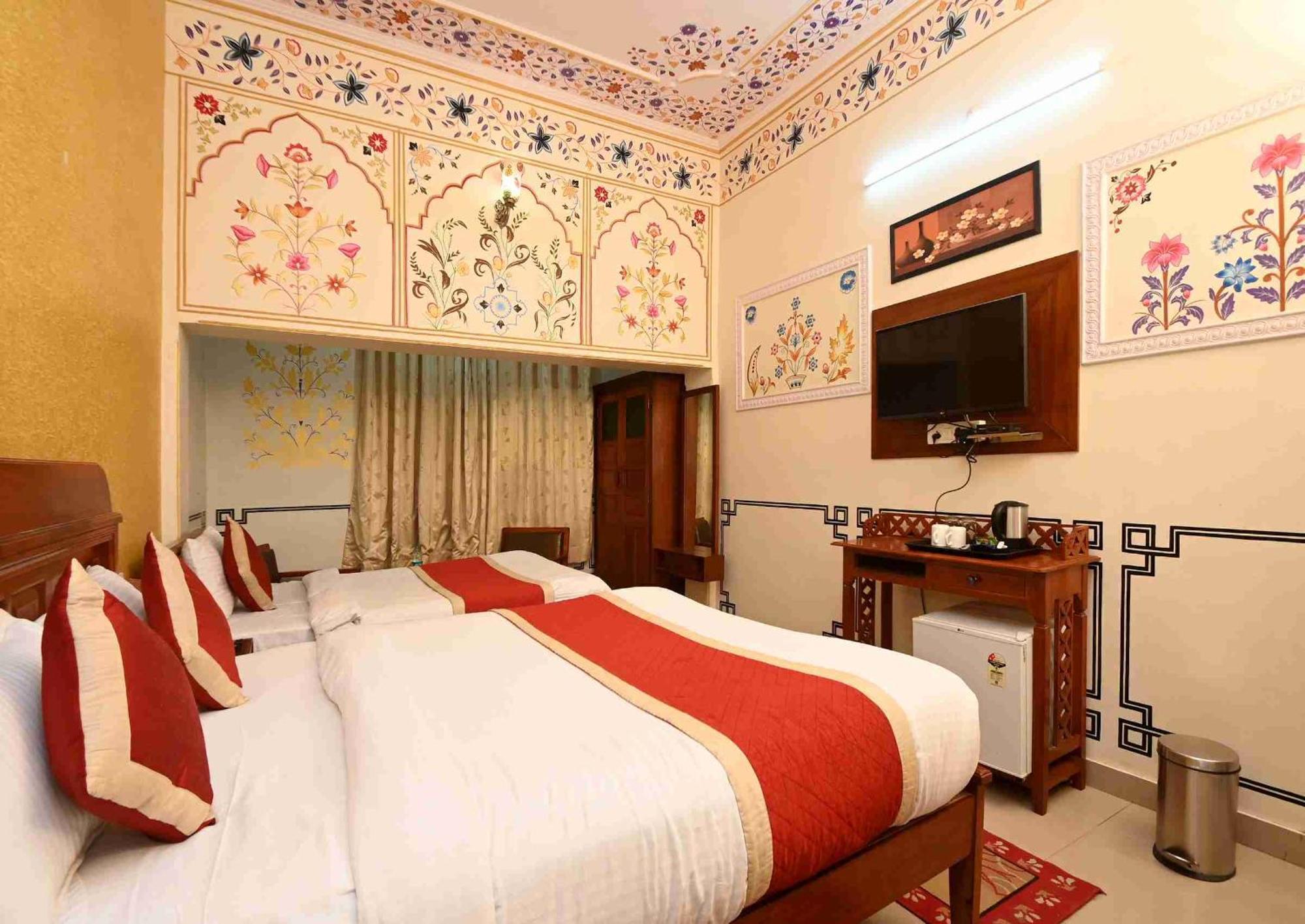 Virasat Mahal Heritage Hotel-Jaipur City Center Ngoại thất bức ảnh