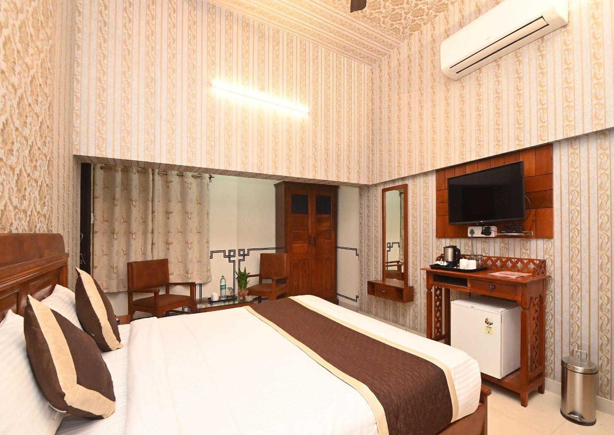 Virasat Mahal Heritage Hotel-Jaipur City Center Ngoại thất bức ảnh