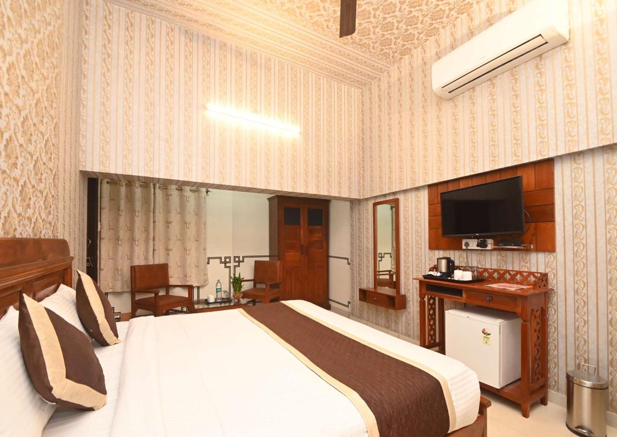 Virasat Mahal Heritage Hotel-Jaipur City Center Ngoại thất bức ảnh