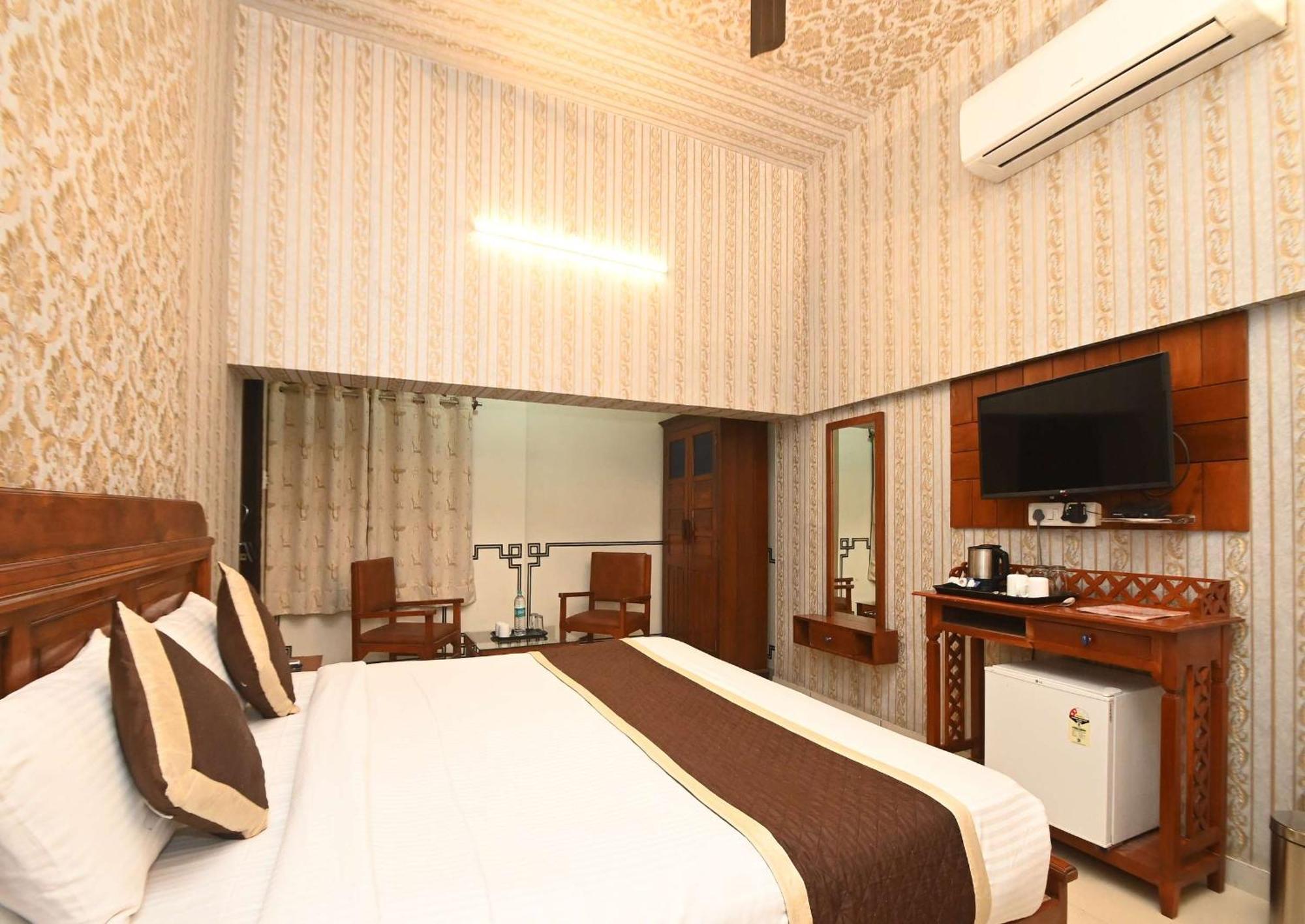 Virasat Mahal Heritage Hotel-Jaipur City Center Ngoại thất bức ảnh