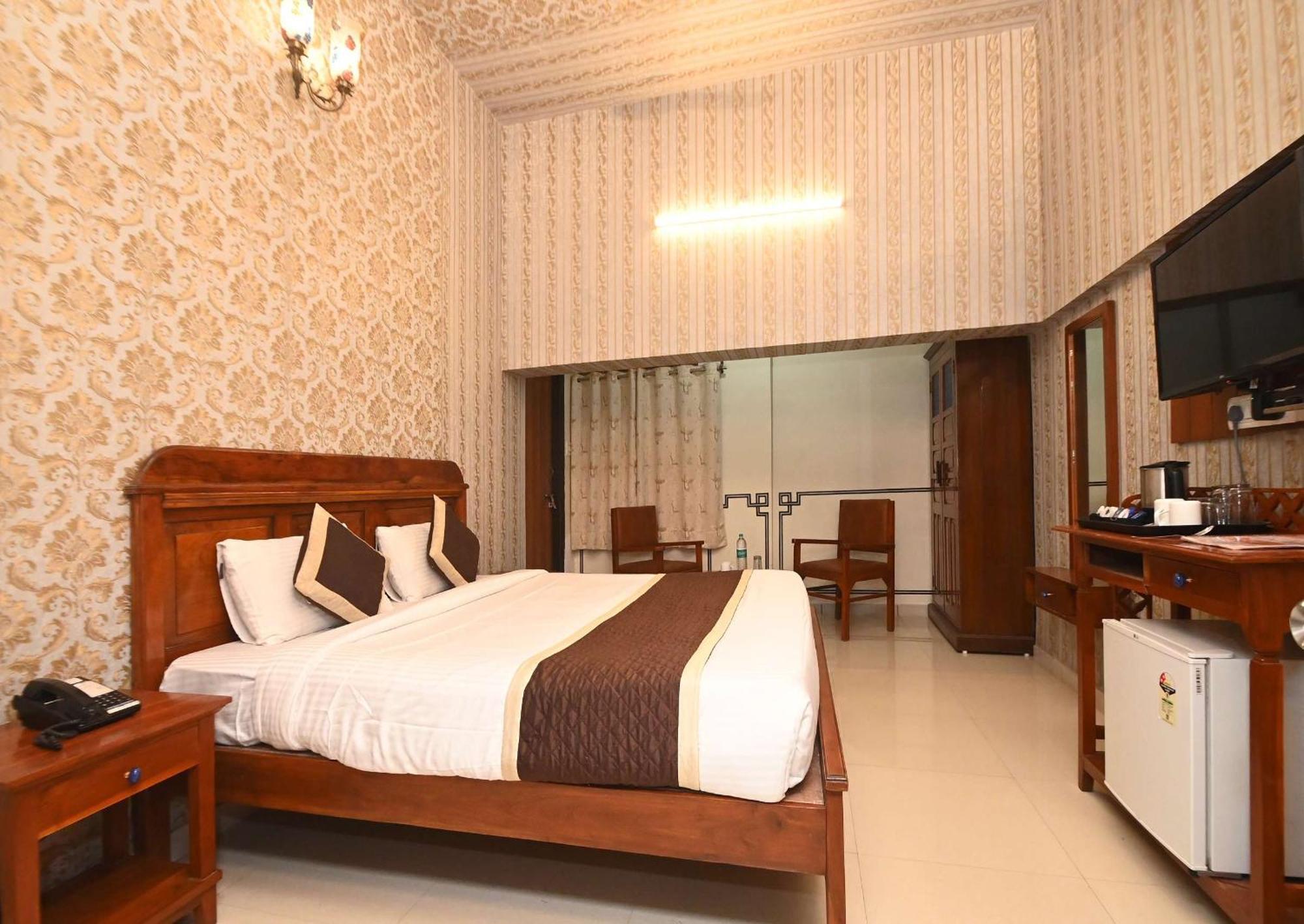 Virasat Mahal Heritage Hotel-Jaipur City Center Ngoại thất bức ảnh