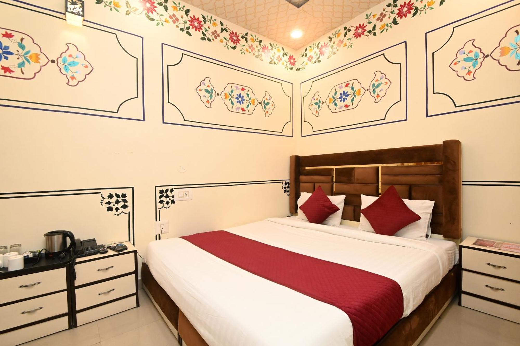 Virasat Mahal Heritage Hotel-Jaipur City Center Ngoại thất bức ảnh